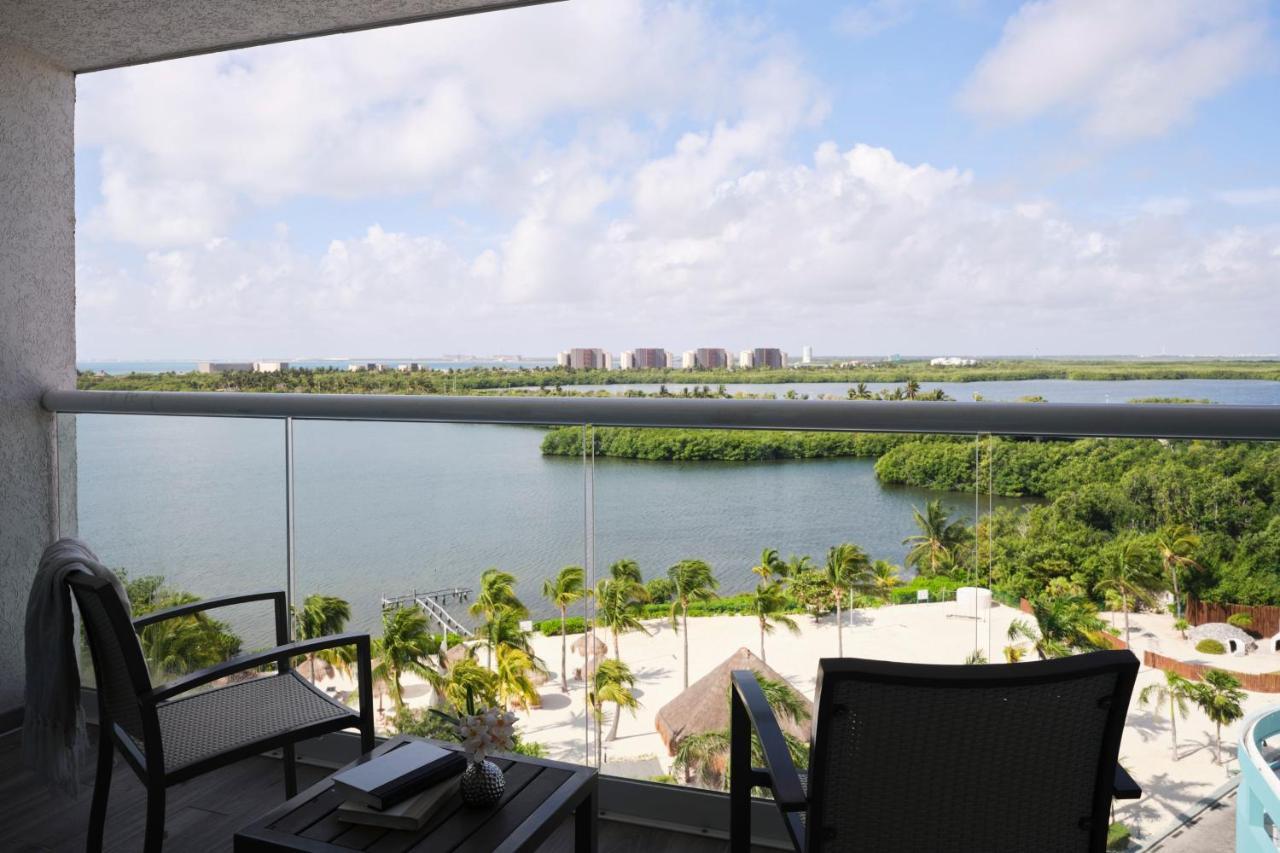 The Westin Cancun Resort Villas & Spa Exterior foto