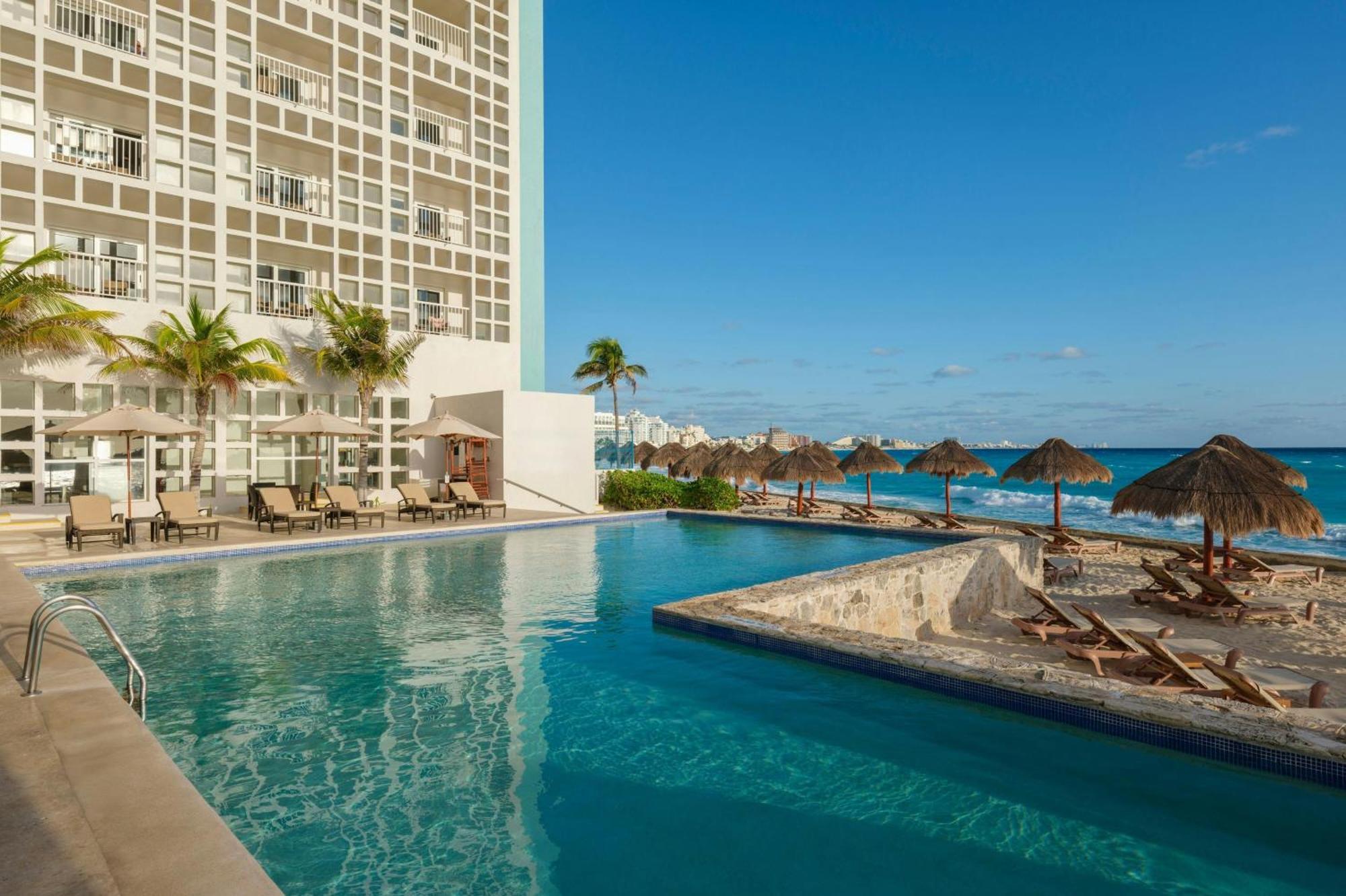 The Westin Cancun Resort Villas & Spa Exterior foto
