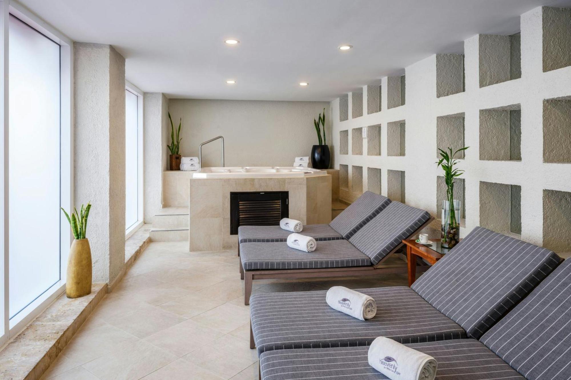 The Westin Cancun Resort Villas & Spa Exterior foto